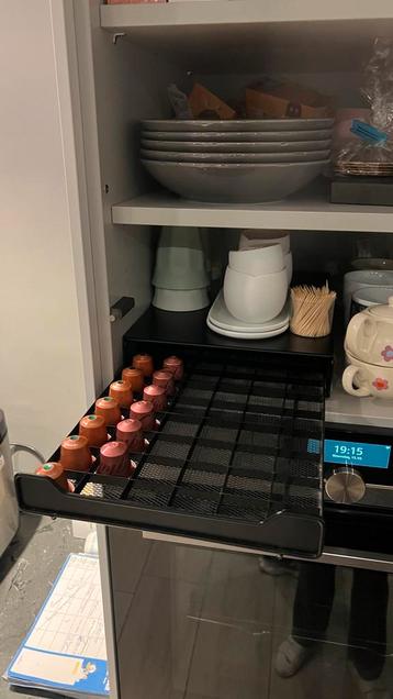 Uitschuifbare Koffiecupjes Houder - Zwart beschikbaar voor biedingen