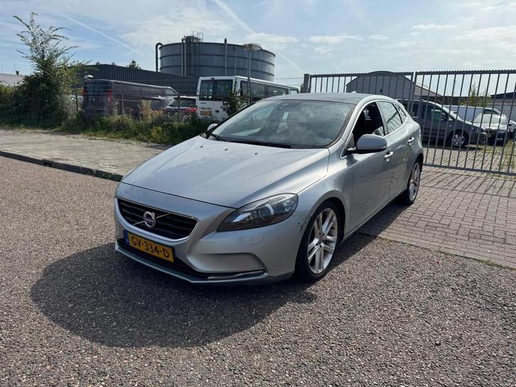 Volvo V40 2.0 D2 Summum PANO/NAVI/CAMERA, Auto's, Volvo, Bedrijf, Te koop, V40, Diesel, Euro 6, A, Hatchback, Handgeschakeld, Origineel Nederlands