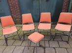 4 sixties stoelen  plus krukje ., Gebruikt, Stof, Ophalen
