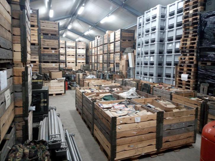 Uitverkoop leger spullen leger verzameling outdoor army, Verzamelen, Militaria | Algemeen, Landmacht, Embleem of Badge, Nederland