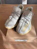 Verschillende yeezy 350 V2 schoenen, Kleding | Heren, Schoenen, Overige kleuren, Ophalen of Verzenden, Adidas Yeezy, Sneakers of Gympen