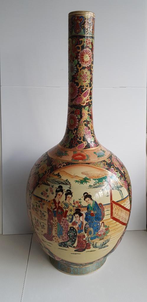 Chinees porselein - nekvaas van 66 cm hoog - 20-ste eeuw, Antiek en Kunst, Antiek | Porselein, Ophalen