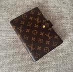 Louis Vuitton Medium Ring Agenda Cover + extra’s, Diversen, Agenda's, Ophalen of Verzenden, Zo goed als nieuw