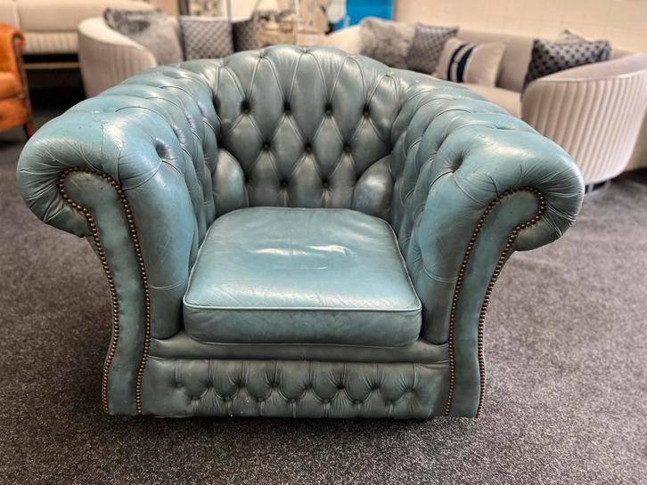 Vintage Chesterfield Springvale fauteuil – jeansblauw leer, Huis en Inrichting, Banken | Sofa's en Chaises Longues, Zo goed als nieuw