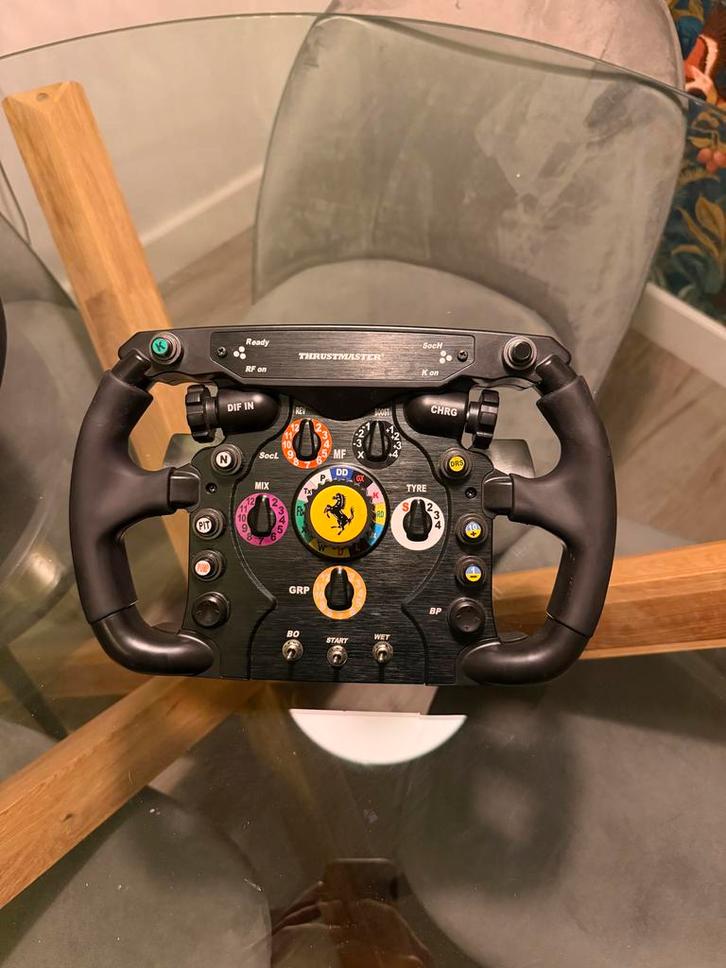 Thrustmaster Ferrari F1 Stuur Add-On (Nieuwe shifters), Computers en Software, Joysticks, Zo goed als nieuw, Ophalen of Verzenden
