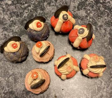 Decoratieve Keramische Cupcakes beschikbaar voor biedingen