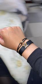 Louis Vuitton epi twist bracelet, Ophalen of Verzenden, Zo goed als nieuw, Zwart, Leer