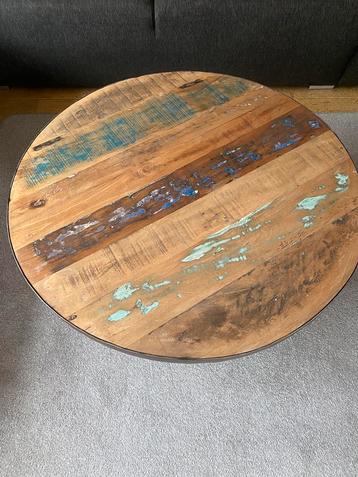 Salontafel komvormig met stalen frame (gerecycled hout) beschikbaar voor biedingen