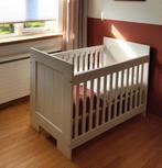 babykamer wit bed + Commode + Rekje, Ophalen, Gebruikt, Minder dan 140 cm, Matras