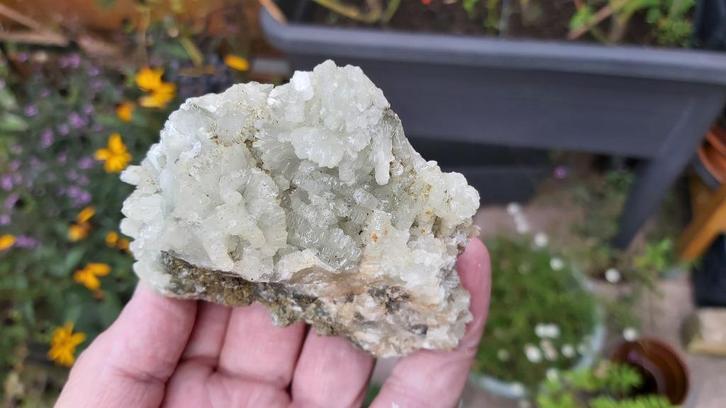 VM5 Gekristalliseerde Prehniet Imilchil Marokko collectie, Verzamelen, Mineralen en Fossielen, Mineraal, Ophalen of Verzenden