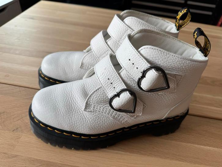 Dr. Martens Devon Heart Platform Laarzen - Maat 43, Kleding | Dames, Schoenen, Gedragen, Lage of Enkellaarzen, Wit, Ophalen of Verzenden