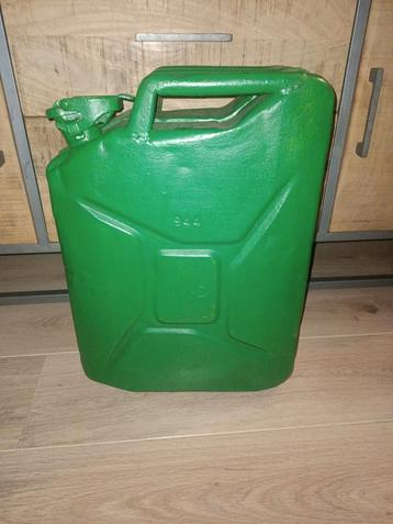 JERRY CAN WW2 in goede staat 
