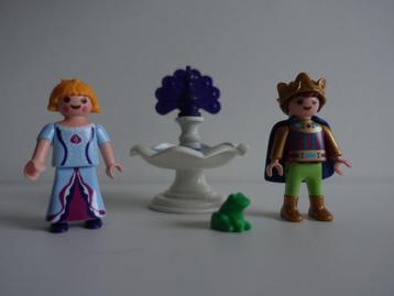 Playmobil fontein met pauw, prins, prinses en kikker beschikbaar voor biedingen