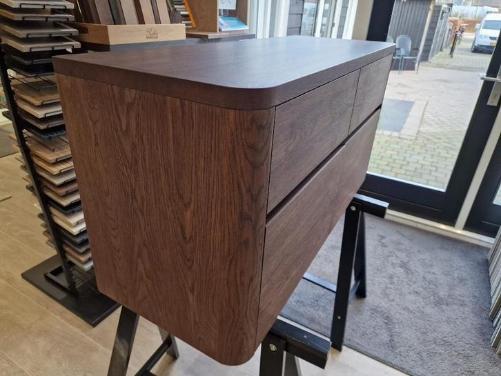 Son Massief Eiken Houten Badmeubel Ronde Hoeken 120 Japandi!, Huis en Inrichting, Badkamer | Badkamermeubels, Nieuw, Wastafelkast