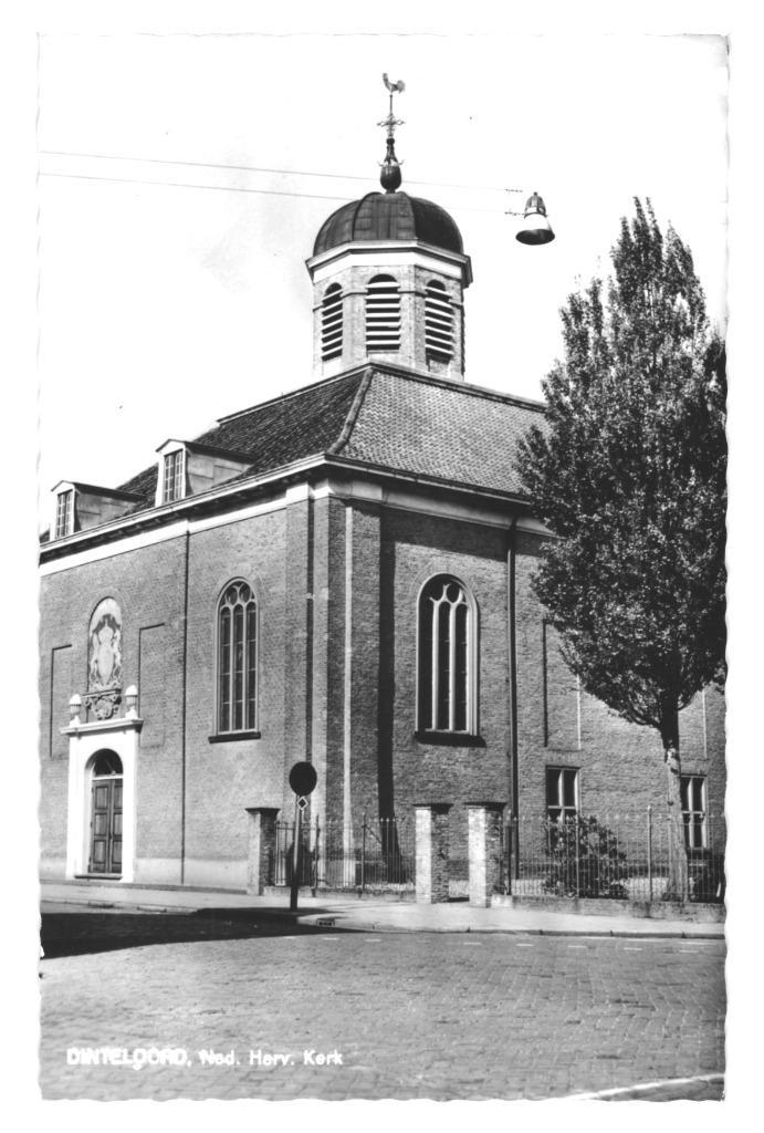 979488 Dinteloord N Br 1967 Herv Kerk Nette oude kaart onbes, Verzamelen, Ansichtkaarten | Nederland, Ongelopen, Noord-Brabant