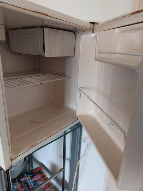 Ideaal voor op de boot of caravan leuke kleine koelkast, Witgoed en Apparatuur, Koelkasten en IJskasten, Zo goed als nieuw, Zonder vriesvak