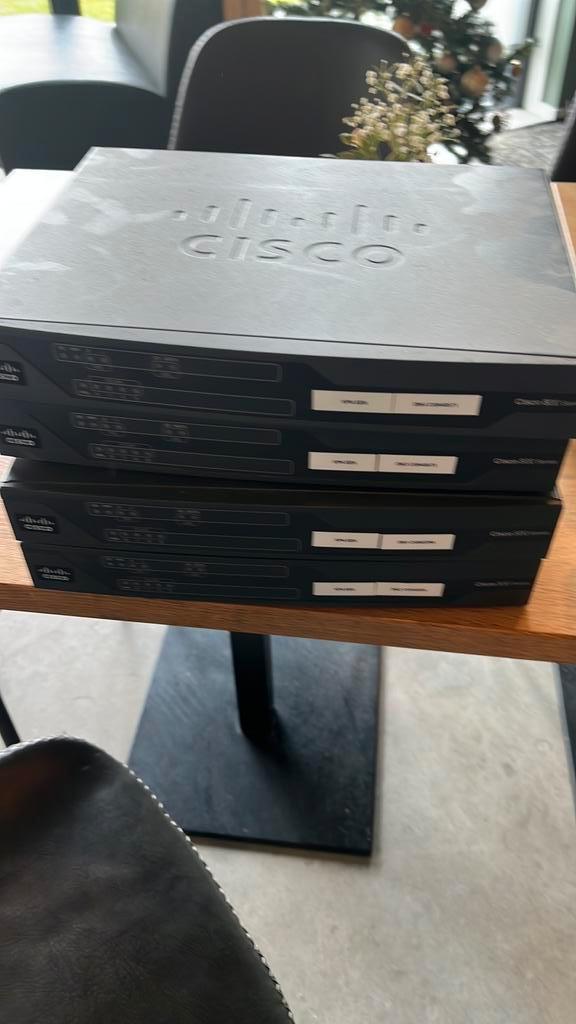 4x Cisco 887VA Router - Betrouwbaar en Veelzijdig, Computers en Software, Computerbehuizingen, Gebruikt, Ophalen of Verzenden