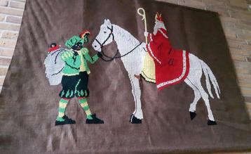 UNIEK VINTAGE handgeborduurd wandkleed: Sint op het paard beschikbaar voor biedingen