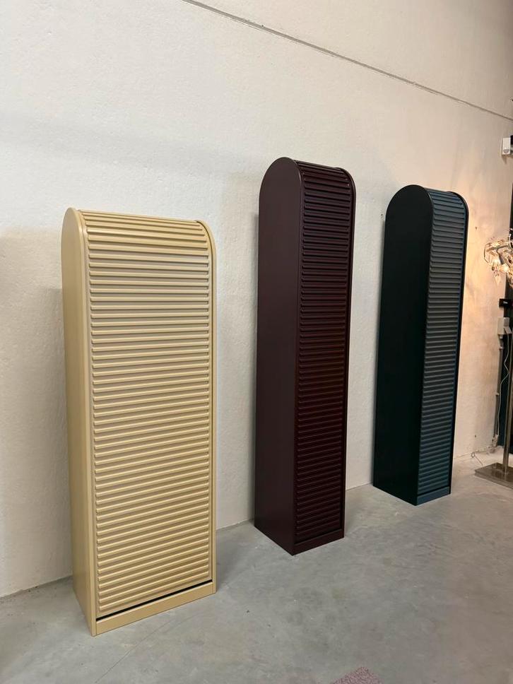 Nieuw Pastoe A’dammer Wandkast Design Kast Mahogany, Huis en Inrichting, Kasten | Boekenkasten, Nieuw, Minder dan 50 cm, 200 cm of meer