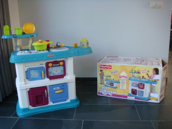 Fisher-Price (groei met mij) keukentje, Kinderen en Baby's, Speelgoed | Speelkeukens, Gebruikt, Speelkeuken, Kunststof, Ophalen of Verzenden