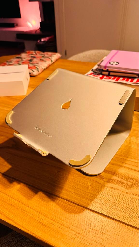 Rain Design Mstand - Goede Staat, Computers en Software, Laptopstandaarden, Gebruikt, Verzenden