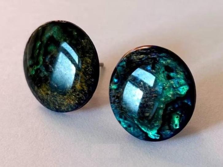 Prachtige vintage Paua Shell Abalone Zee Opaal Oorbellen, Sieraden, Tassen en Uiterlijk, Oorbellen, Zo goed als nieuw, Knopjes of Stekers