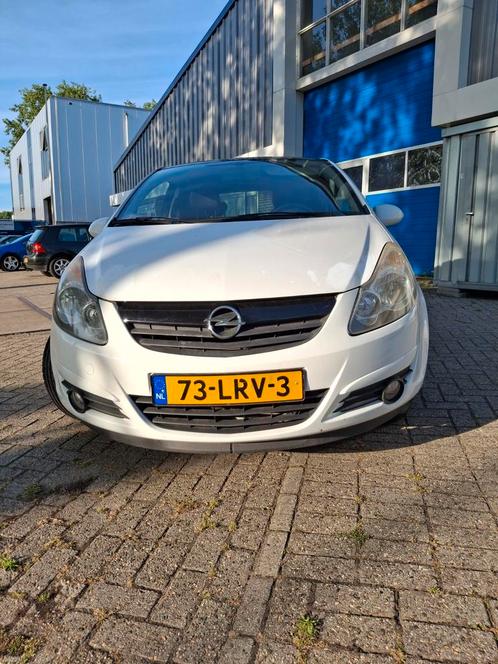 Opel Corsa 2010 Wit, Auto's, Opel, Particulier, Corsa, Benzine, Hatchback, Wit, Ophalen
