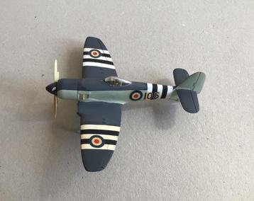 Hawker Sea Fury - 16 cm - Frog  - Airfix - 1:72 beschikbaar voor biedingen