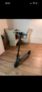 Elektrische step, Fietsen en Brommers, Steps, Ophalen, Zo goed als nieuw, Elektrische step (E-scooter)