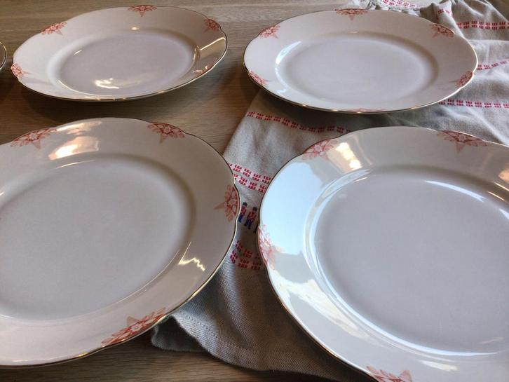 Arts Deco borden, abstract bloemboeket, libelle, bijtjes, Antiek en Kunst, Antiek | Servies compleet, Ophalen of Verzenden