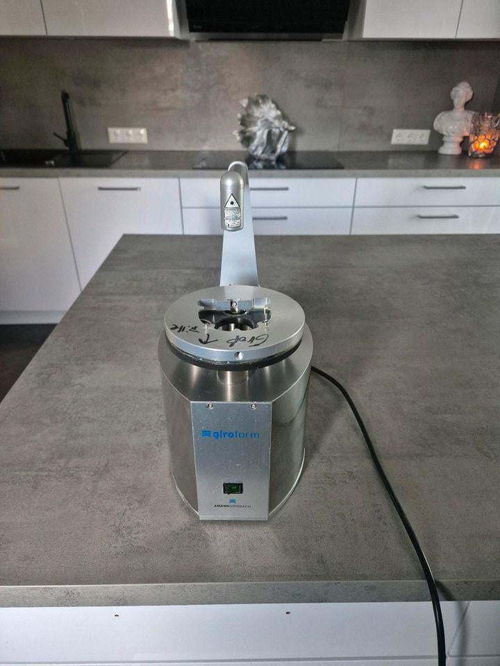 Amann Girrbach, Giroform-boorapparaat, tandtechniek, Ophalen of Verzenden, Zo goed als nieuw