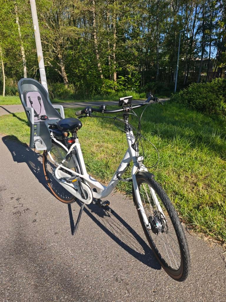 Prachtige Stella Fiore elektrische moederfiets te koop!, Fietsen en Brommers, Fietsen | Dames | Moederfietsen, Ophalen of Verzenden