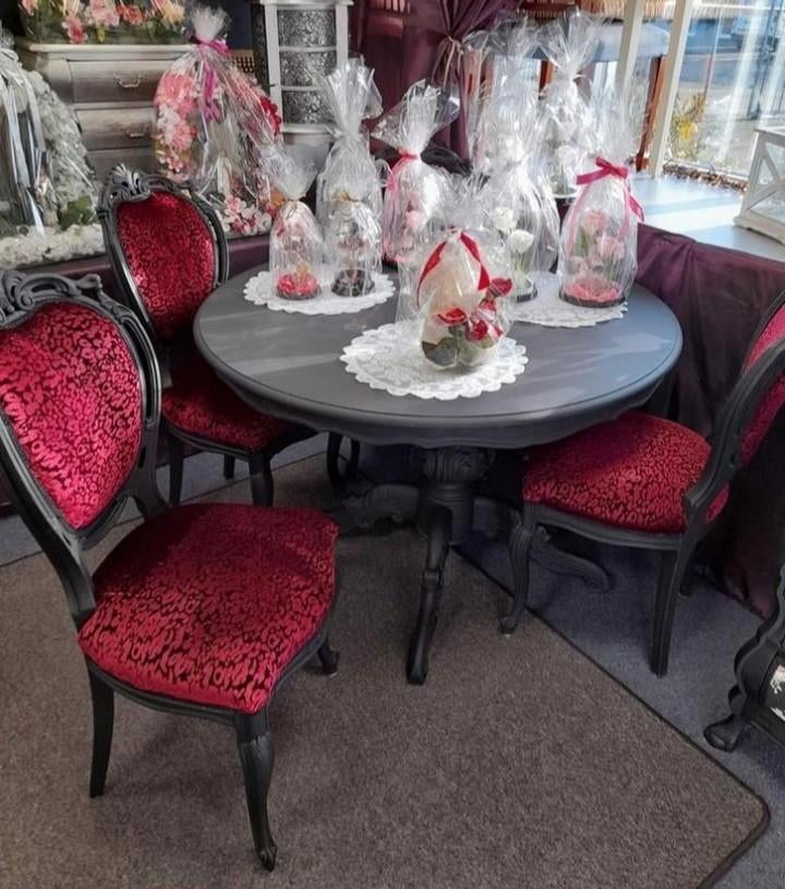 Zwarte barok eethoek compleet of los te koop, Antiek en Kunst, Antiek | Meubels | Tafels, Ophalen of Verzenden