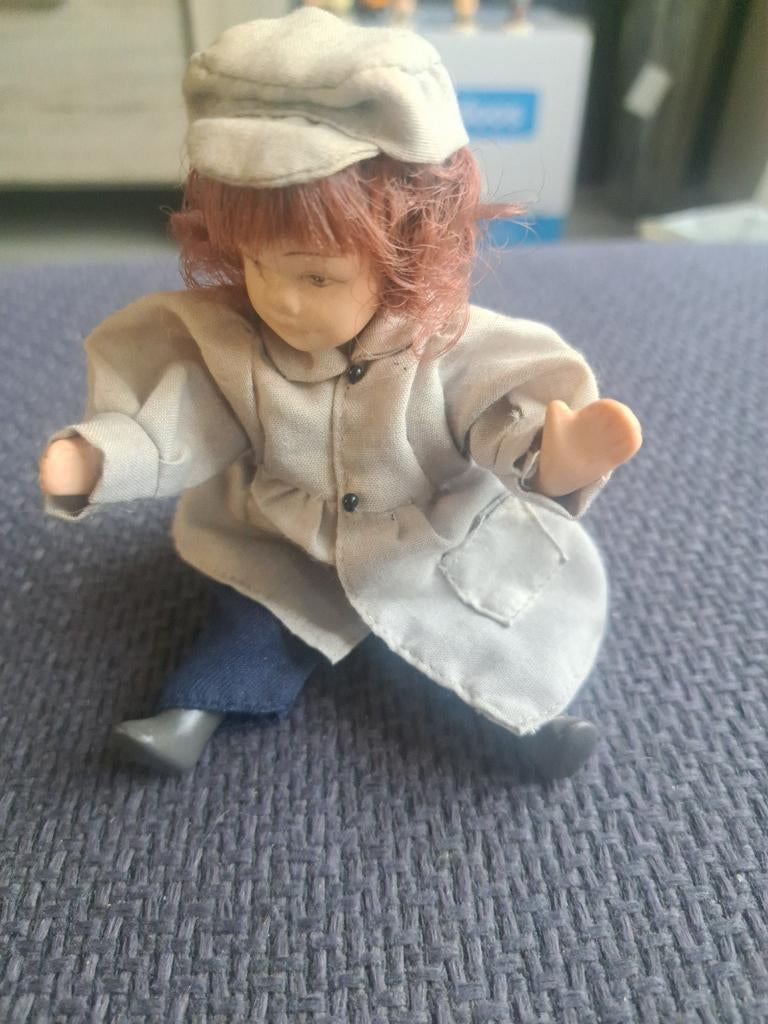 Prachtig porseleinen pop, Gebruikt, N.b, Ophalen of Verzenden, N.b