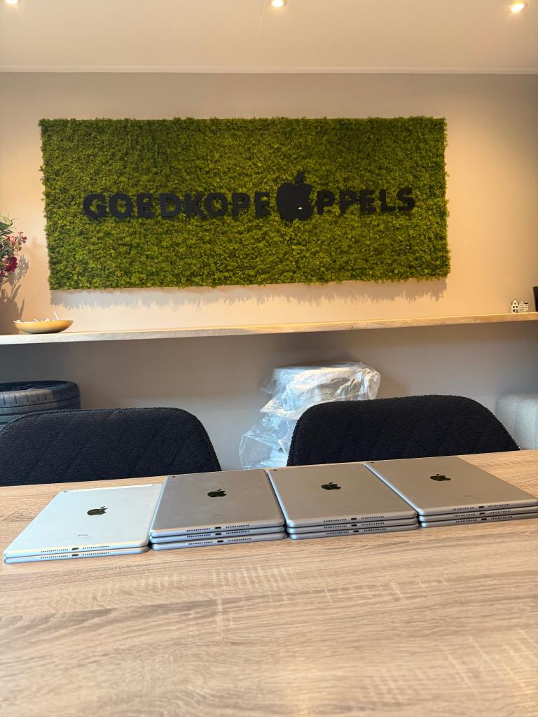 Partij iPad 5e 6e Generatie 32GB | 11 stuks, Ophalen, Apple, Support@apple.com, Cupertino California
