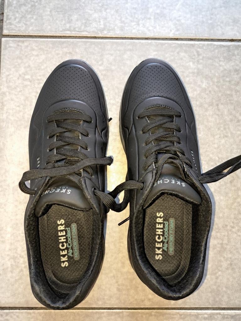 Te koop nieuwe skechers m43 zijn maatje te groot, Overige merken, Overige typen, Nieuw, Ophalen of Verzenden