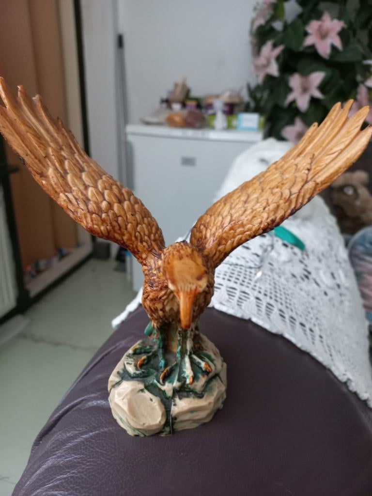 Mooie adelaar, Ophalen of Verzenden, Zo goed als nieuw, Vogel, Beeldje of Figuurtje