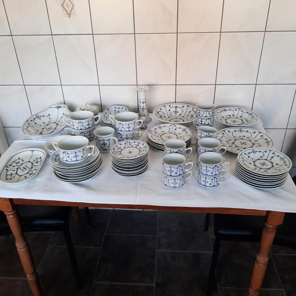 Jager servies, Ophalen, Zo goed als nieuw, Porselein, Overige stijlen