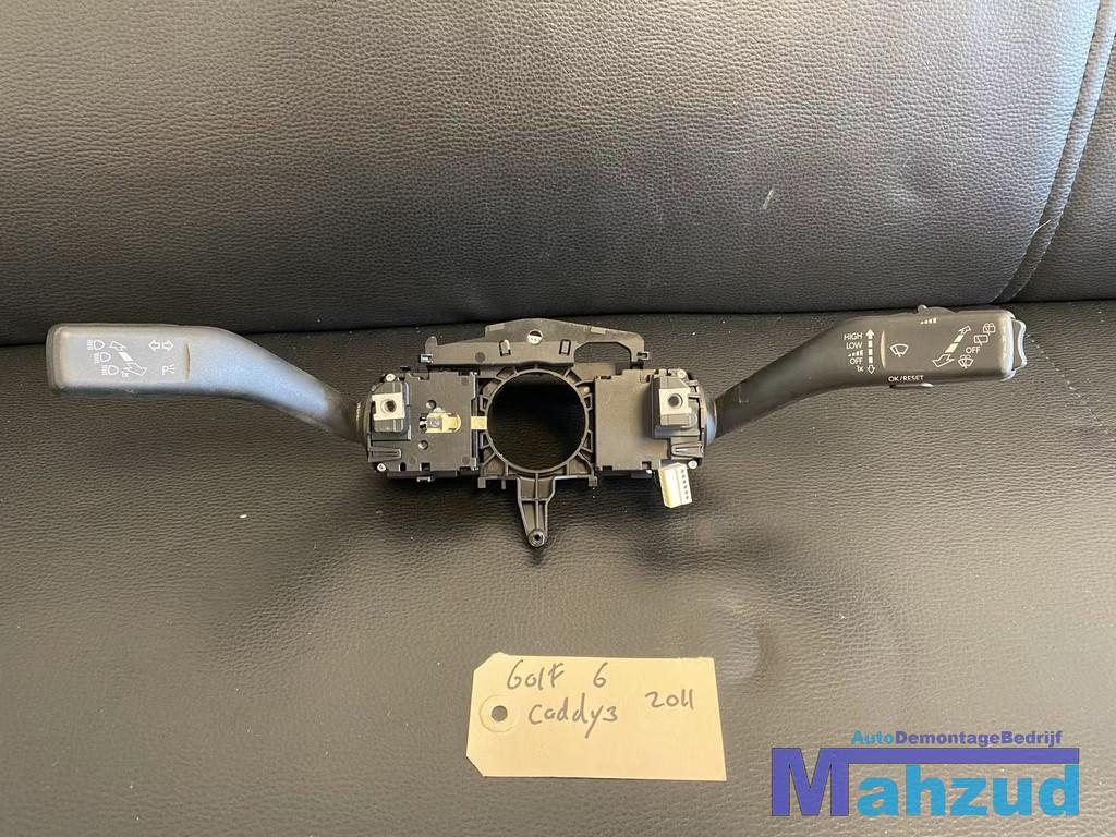 GOLF 6 CADDY Stuurkolom schakelaar knipperlicht ruitenwisser, Gebruikt, Volkswagen, Volkswagen AG, Berliner Ring 2
38440  Wolfsburg, DE