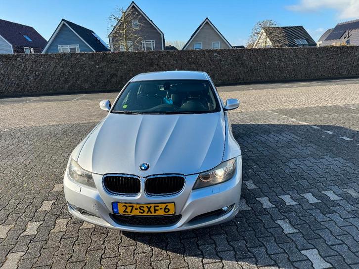 BMW 3-Serie 2.0 D 320 2011 Grijs, Auto's, BMW, Particulier, 3-Serie, ABS, Airbags, Airconditioning, Alarm, Bluetooth, Boordcomputer
