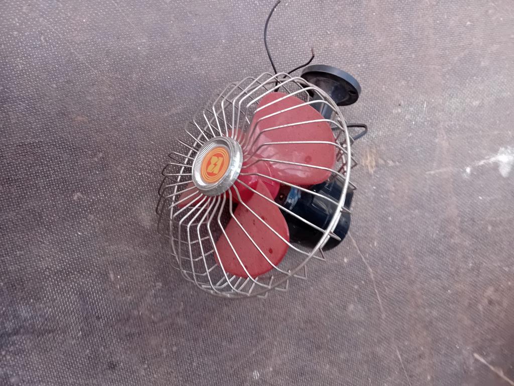 12V Auto Ventilator - Compact en Krachtig, Ophalen of Verzenden, Gebruikt