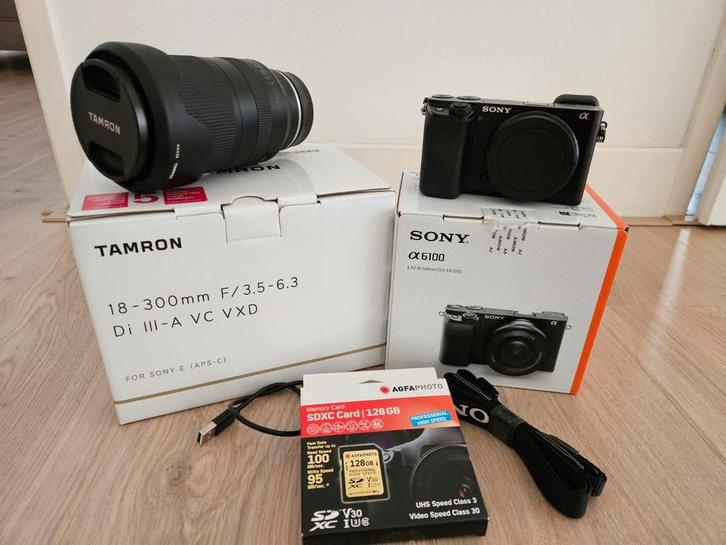 Sony A6100 camera met Tamron 18-300mm lens, Audio, Tv en Foto, Fotocamera's Digitaal, Zo goed als nieuw, Sony, 8 keer of meer