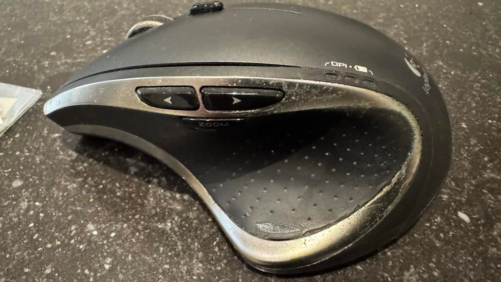 Logitech MX muis, Computers en Software, Muizen, Rechtshandig, Muis, Gebruikt, Ergonomisch