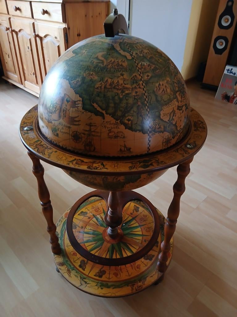 Dranken kabinet / trolley wereldbol, Ophalen, Gebruikt