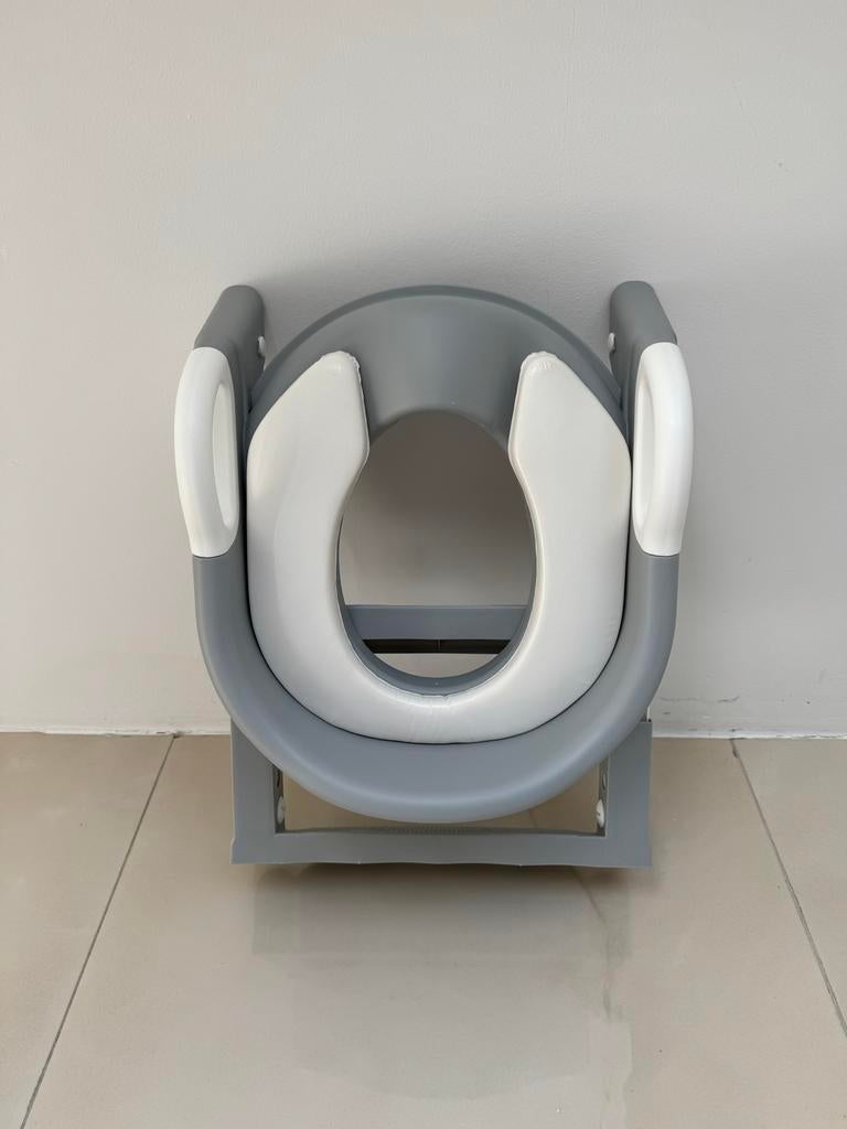 Froadp Potjestrainer met Trap Potjestraining Toiletbril voor KinderenPotje in Hoogte Verstelbaar en Opvouwbaar voor Kinderen van 1-7 Jaar, Blauw Paars