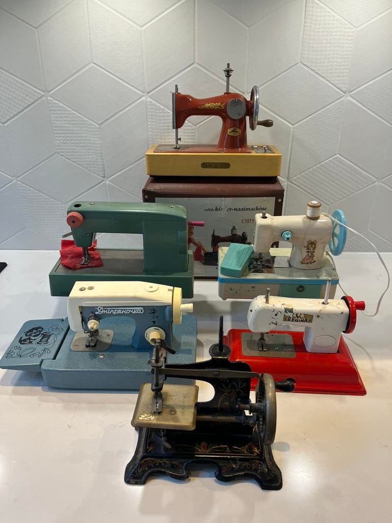 Vintage blikken Speelgoed Naaimachines Orsha Regina USSR, Verzenden