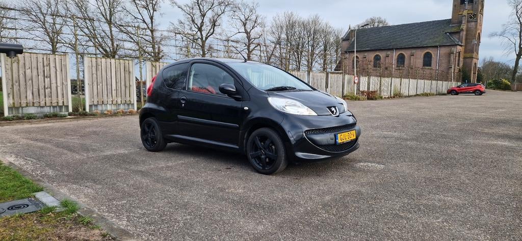 Peugeot 107 urban move 1.0 12V, Voorwielaandrijving, Stof, 4 stoelen, Euro 4