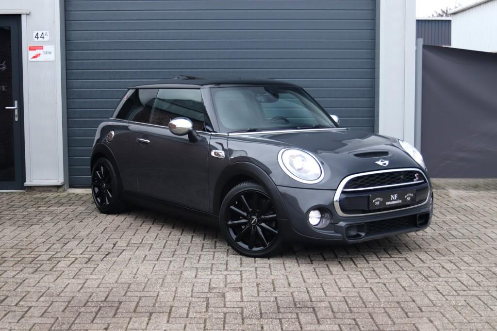 Mini COOPER S Cooper S F56 - Panorama LED, 1998 cc, Gebruikt, 4 stoelen, Leder