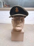 hoofd/hoofden/ hoeden petten display militaria, Ophalen of Verzenden, Gebruikt