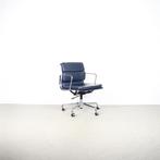 1x Vitra Eames Ea 217 Softpad Donkerblauw – Chroom, Huis en Inrichting, Bureaustoelen, Niet ingevuld, Niet ingevuld, Ophalen of Verzenden